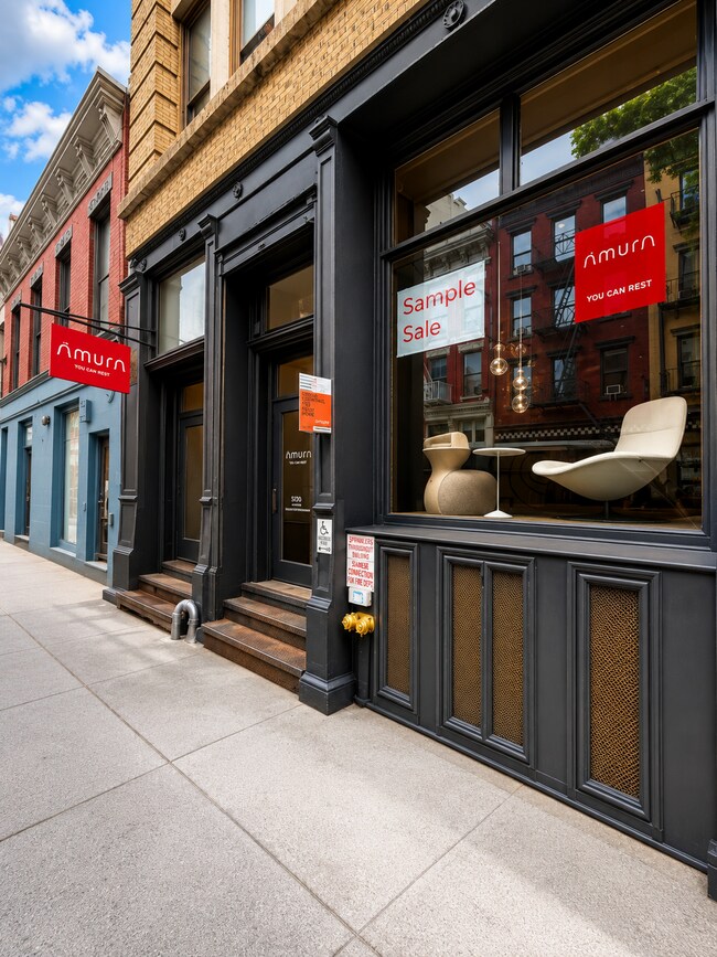 Plus de détails pour 60 Grand St, New York, NY - Commerce de détail à louer