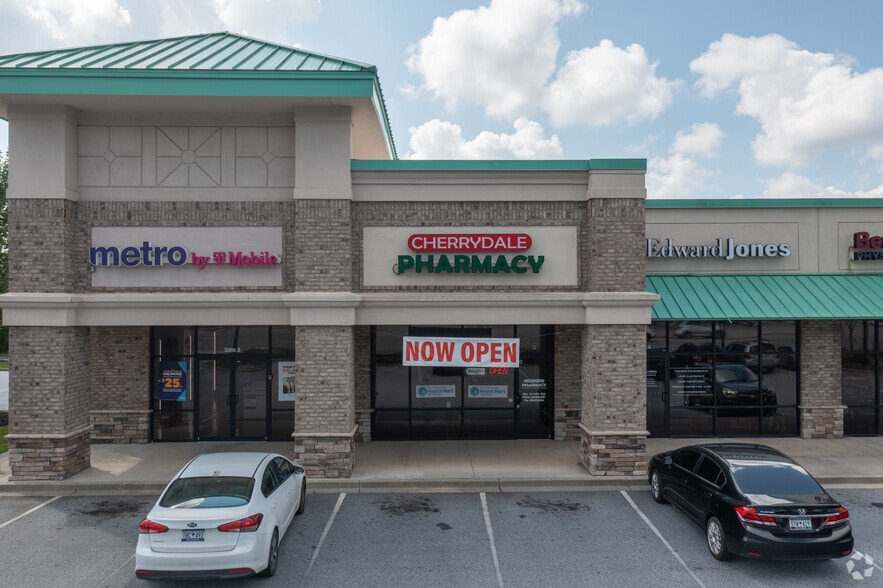 2603 N Pleasantburg Dr, Greenville, SC for lease - Building Photo - Image 3 of 9