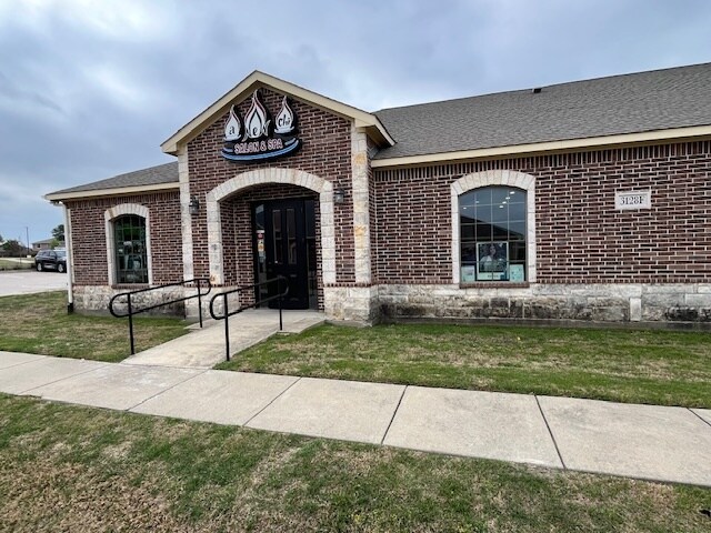 3128 Hudson Xing, McKinney, TX à vendre - Photo du bâtiment - Image 2 de 9