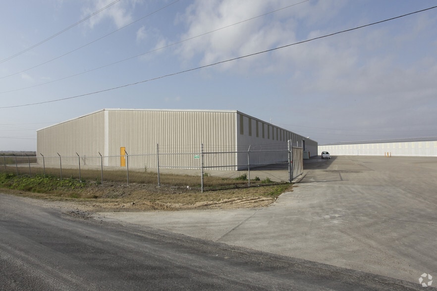 1141 Heinsohn Rd, Corpus Christi, TX for lease - Building Photo - Image 3 of 3