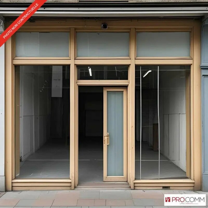 Retail in Vincennes for lease Building Photo- Image 1 of 3