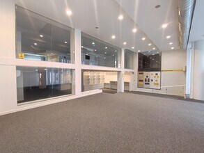 Retail in Manresa, Barcelona for lease Interior Photo- Image 1 of 22