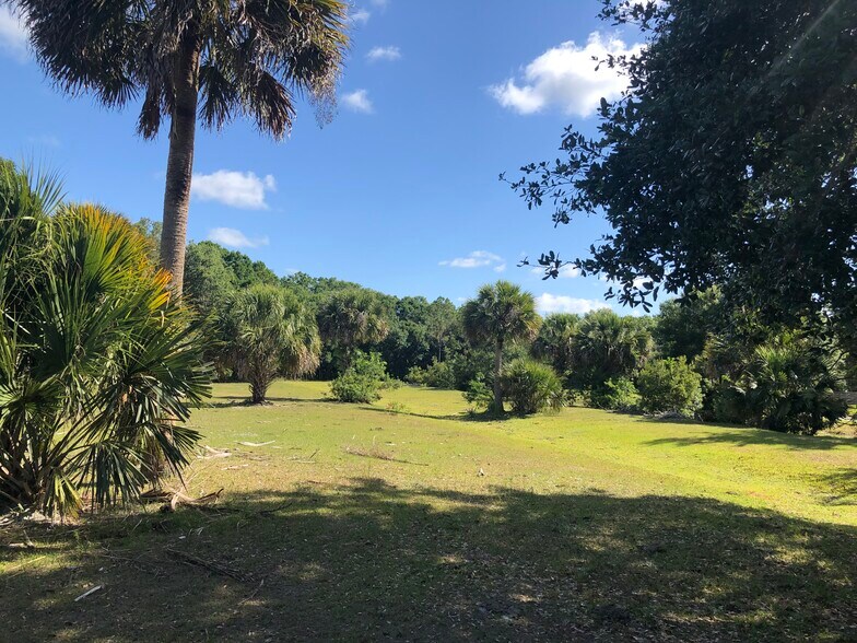 26714 martin highway, Okeechobee, FL à vendre - Photo du bâtiment - Image 2 de 27