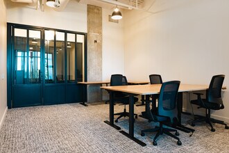 4201 Main St, Houston, TX for lease Interior Photo- Image 2 of 11