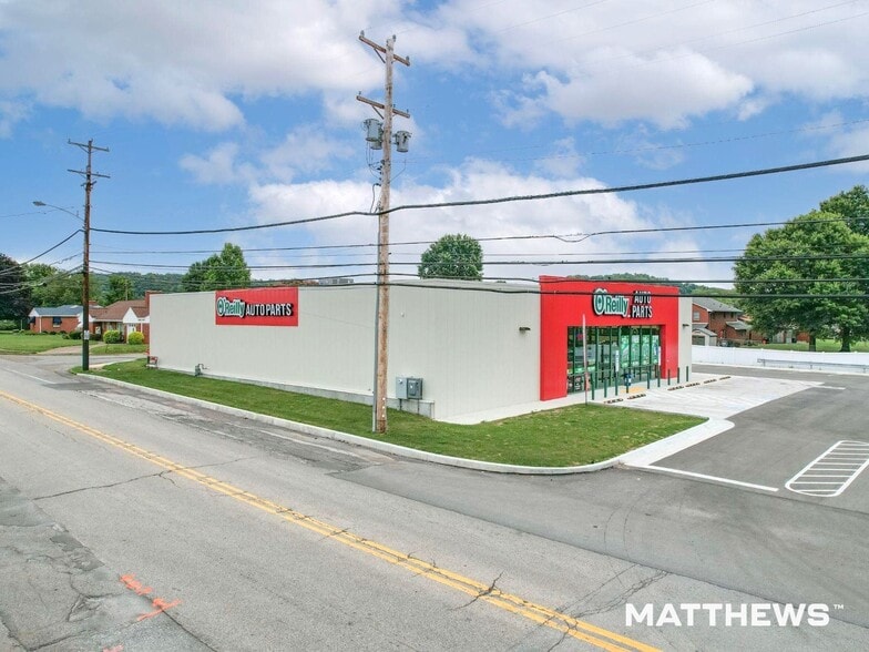 2732 Brodhead Rd, Aliquippa, PA à vendre - Photo du bâtiment - Image 2 de 3