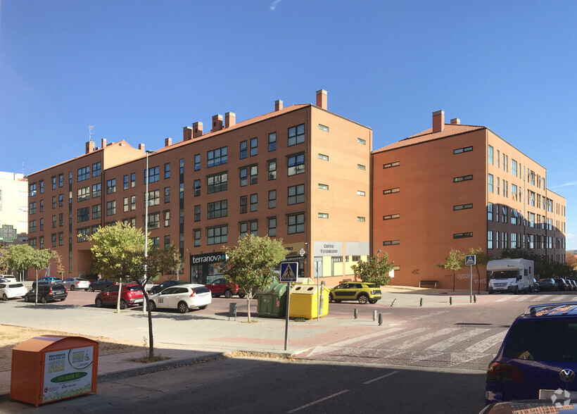 Calle Alonso Zamora Vicente, 13, San Sebastián De Los Reyes, Madrid à louer - Photo principale - Image 1 de 2