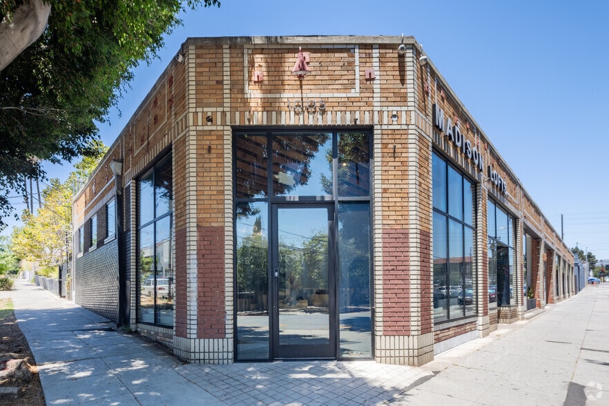 1005 N Madison Ave, Los Angeles, CA for lease - Primary Photo - Image 1 of 42