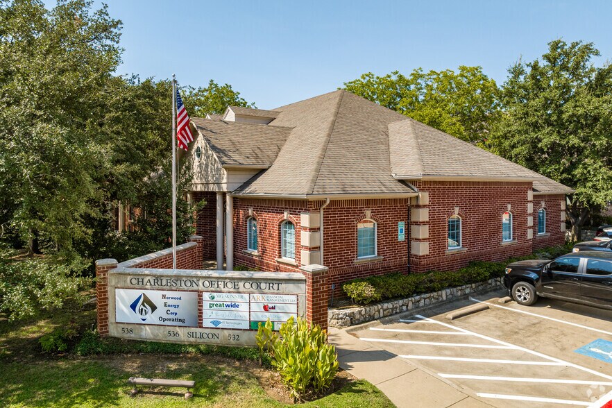 558 Silicon Dr, Southlake, TX à louer - Photo du bâtiment - Image 1 de 20