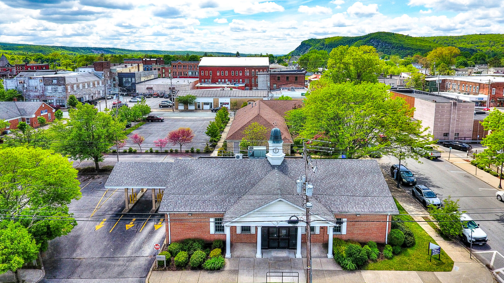 13 Hammond St, Port Jervis, NY for lease Building Photo- Image 1 of 23