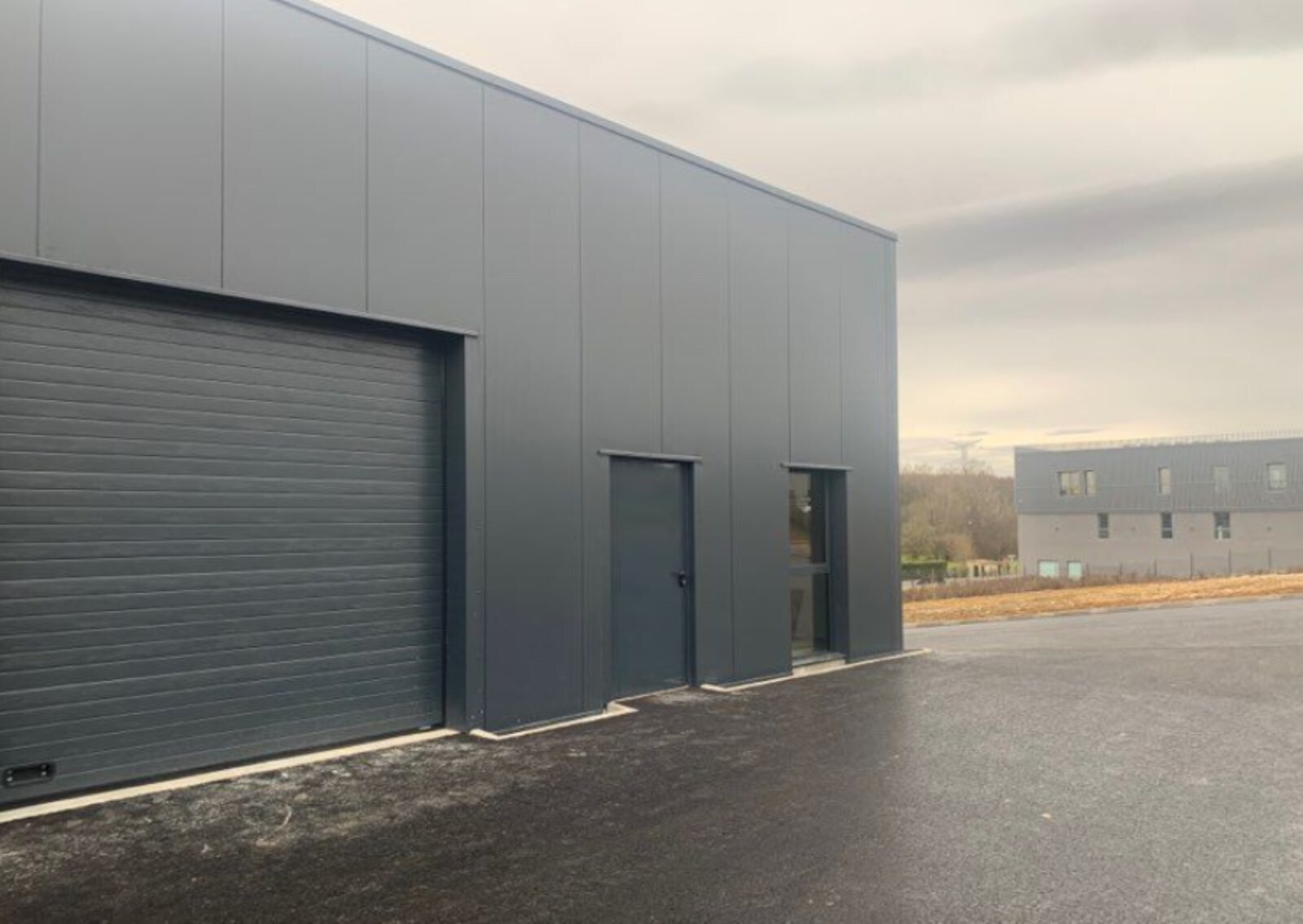 Flex dans Montussan à louer Photo du bâtiment- Image 1 de 5