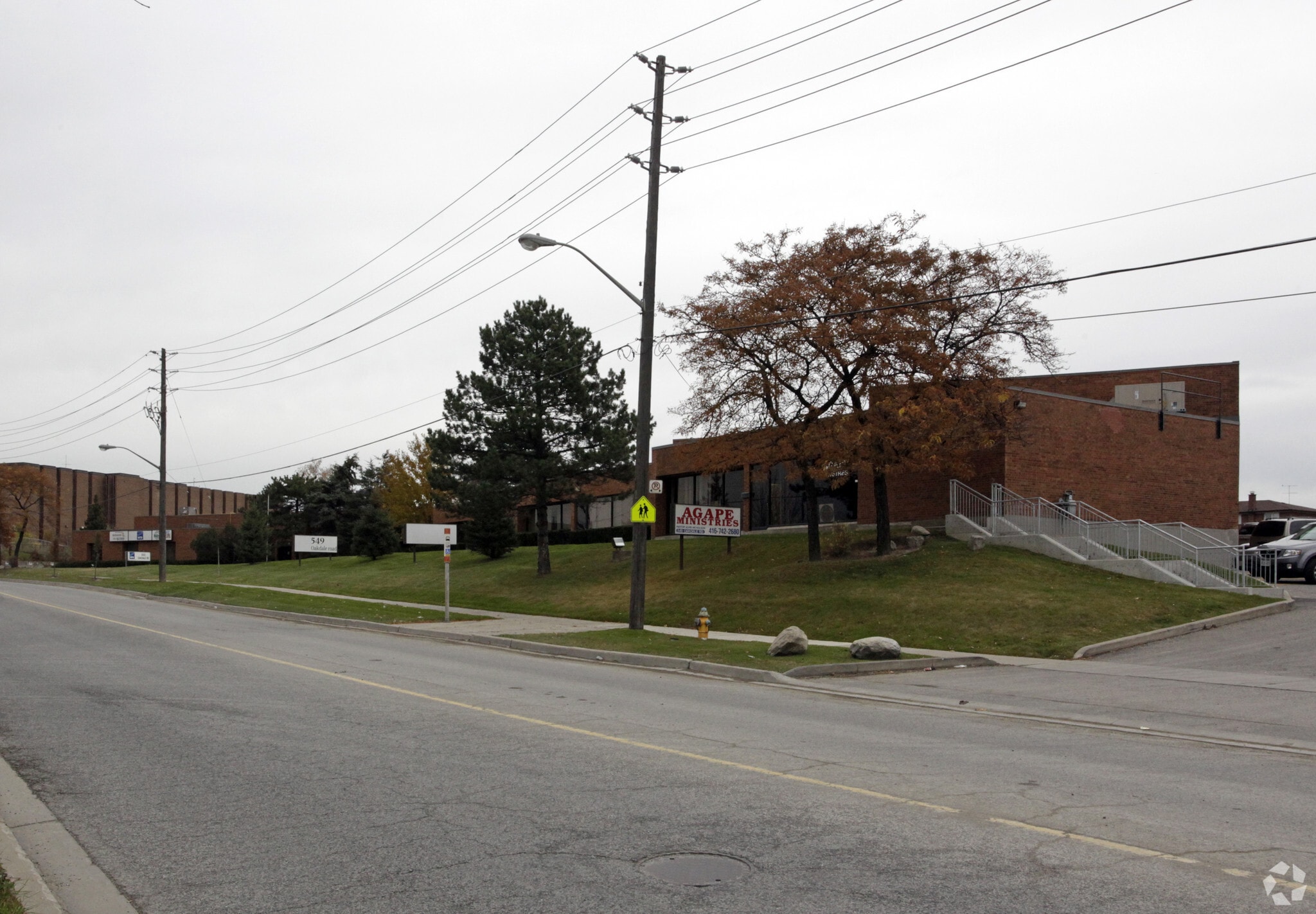 549-555 Oakdale Rd, Toronto, ON for sale Primary Photo- Image 1 of 1