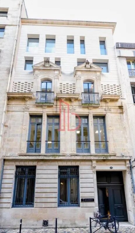 Bureau dans Bordeaux à louer Photo du bâtiment- Image 1 de 6