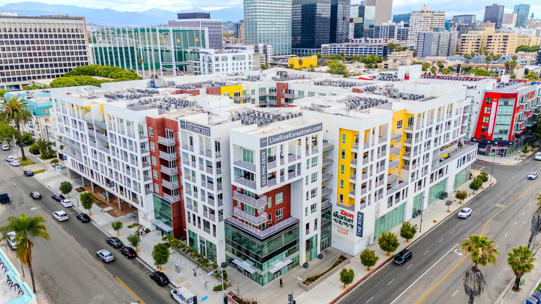 750 S Oxford Ave, Los Angeles, CA à louer Photo principale- Image 1 de 45