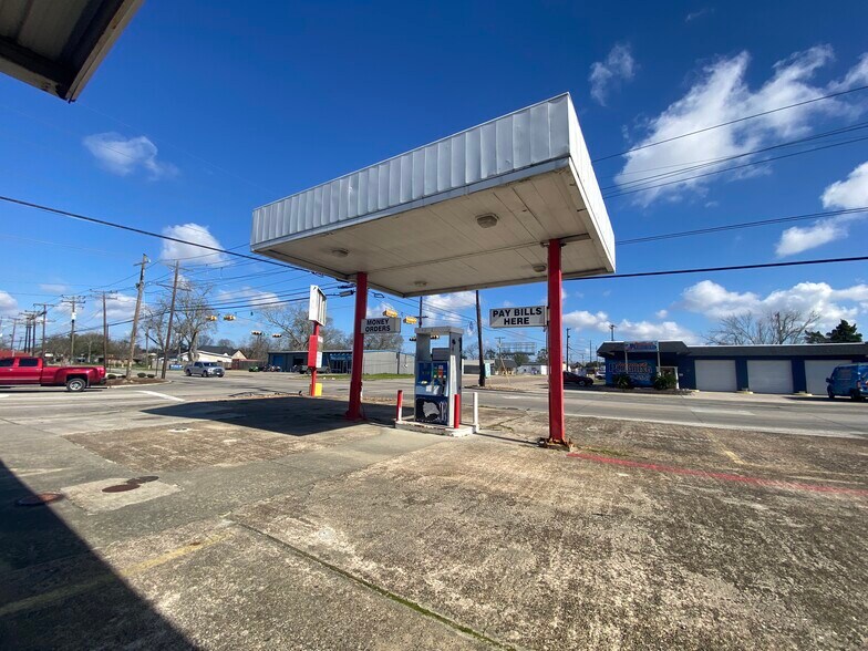 6050 39th St, Groves, TX à vendre - Photo du bâtiment - Image 2 de 28