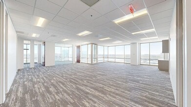 5901 Peachtree Dunwoody Rd NE, Atlanta, GA for lease Interior Photo- Image 1 of 13