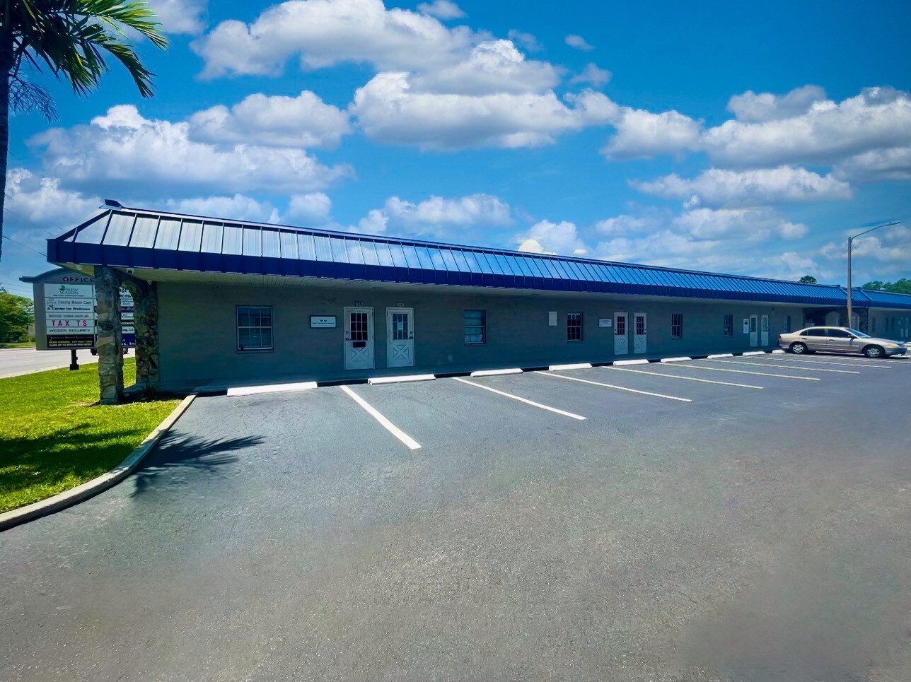 8800 49th St N, Pinellas Park, FL for sale Primary Photo- Image 1 of 2