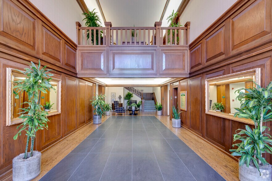 4645-4647 N 32nd St, Phoenix, AZ à louer - Hall d’entrée - Image 2 de 18