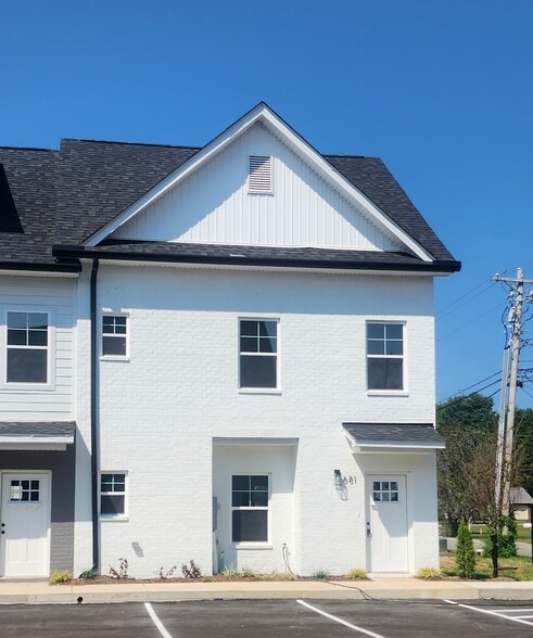 681 Shatel Ct, Cookeville, TN for sale - Building Photo - Image 2 of 4