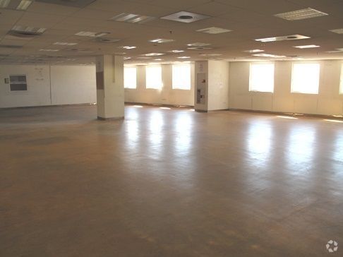 Calle Reyes Católicos, 18, Alcobendas, Madrid à louer - Photo du bâtiment - Image 3 de 15