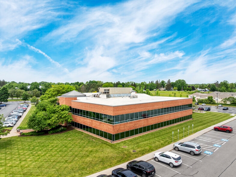251 Salina Meadows Pky, Syracuse, NY for sale - Building Photo - Image 3 of 13