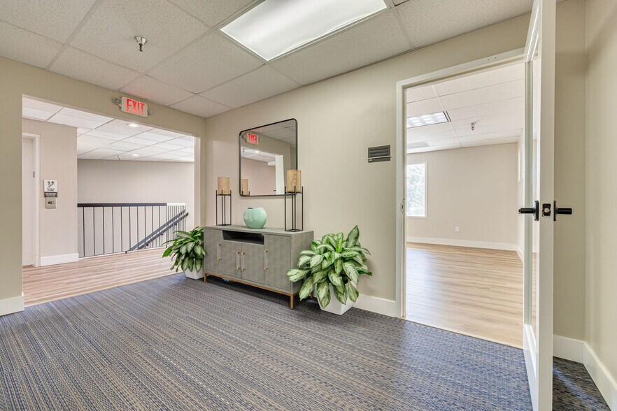 1465 S Fort Harrison Ave, Clearwater, FL à louer - Photo du bâtiment - Image 2 de 28
