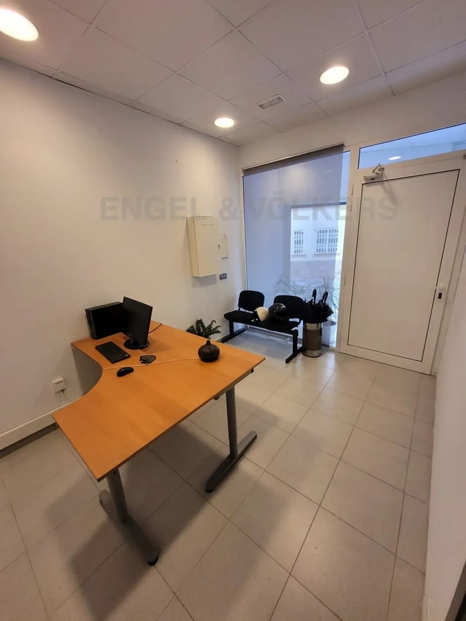 Carrer Creu, Sant Just Desvern, BAR 08960 - - - Interior Photo - Image 2 of 8