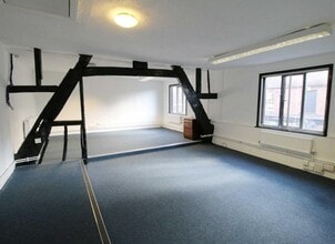 Mill St, Wantage for lease Interior Photo- Image 2 of 8