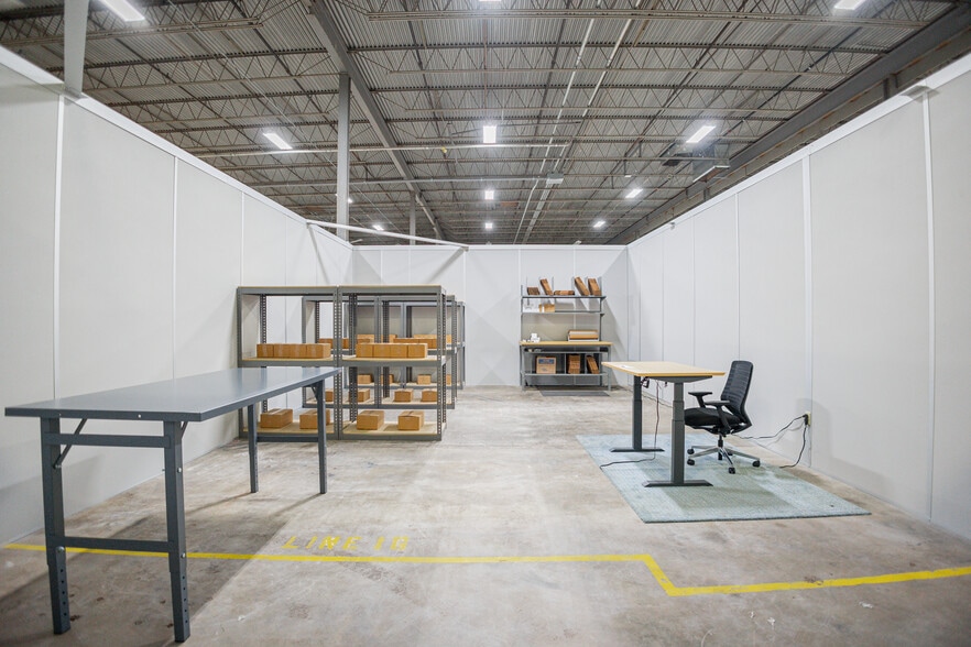 4900 Calvert St, Dallas, TX for lease - Interior Photo - Image 3 of 7