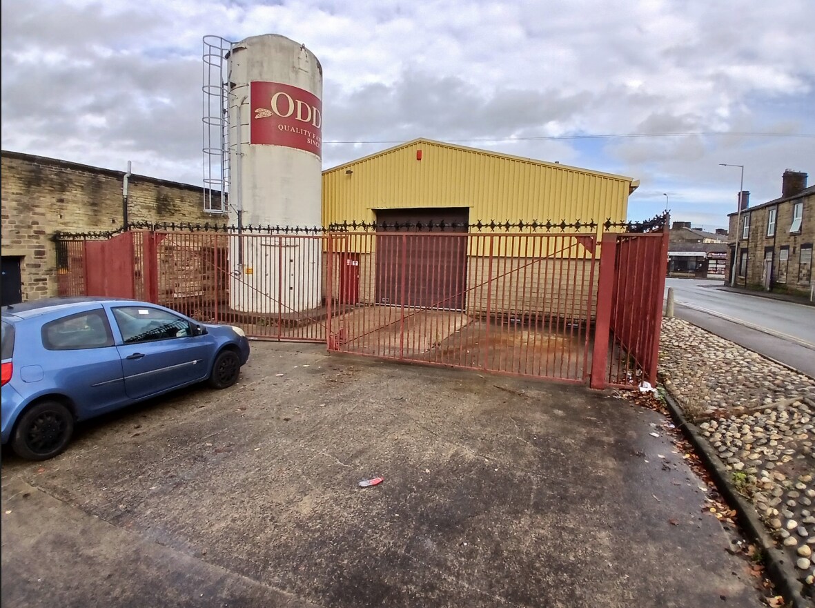 Unit C04 Clayton St, Nelson for lease Primary Photo- Image 1 of 2