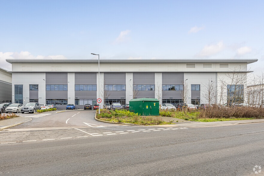 Midas River Way, Harlow à louer - Photo du bâtiment - Image 3 de 7