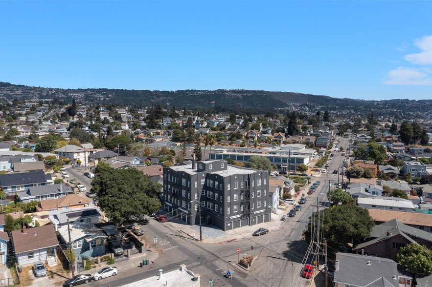 2100 51st Ave, Oakland, CA for sale - Building Photo - Image 3 of 46