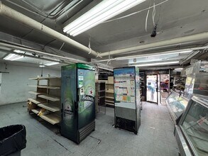 551 W 172nd St, New York, NY for lease Interior Photo- Image 2 of 3