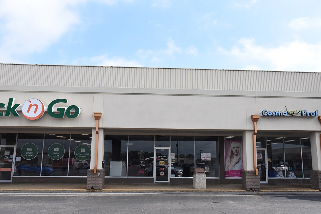 1820 6th Ave SE, Decatur, AL for lease Interior Photo- Image 1 of 2