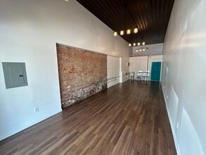 1941-1947 N New Braunfels Ave, San Antonio, TX à louer Photo intérieure- Image 1 de 5