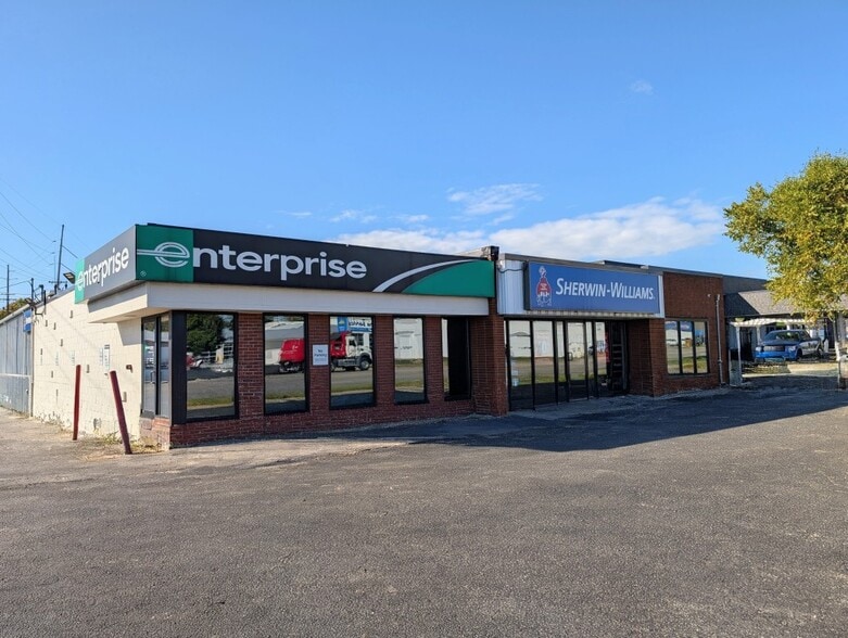 355-357 W Dickman Rd, Battle Creek, MI for lease - Building Photo - Image 1 of 11