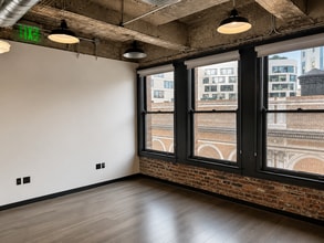 25 Taylor St, San Francisco, CA à louer Photo intérieure- Image 1 de 4