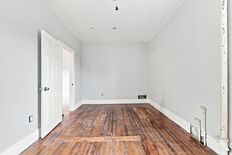 5209 McDougall St, Detroit, MI à vendre - Photo du bâtiment - Image 2 de 29