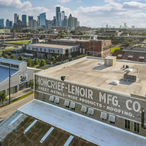 2103 Lyons Ave, Houston, TX for lease Primary Photo- Image 1 of 15