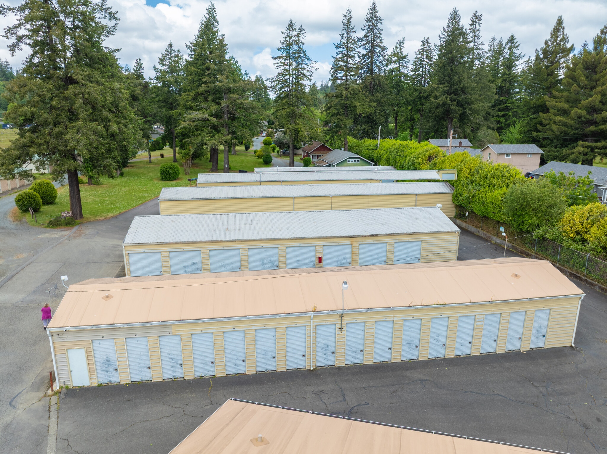 498 W Central Blvd, Coquille, OR à vendre Photo du bâtiment- Image 1 de 40