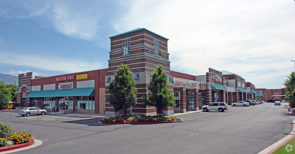 10600 S Redwood Rd, South Jordan, UT à louer - Photo du bâtiment - Image 2 de 7
