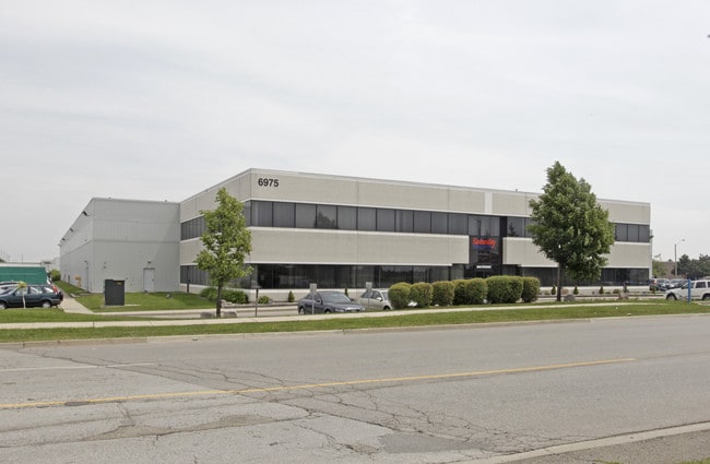 Plus de détails pour 6975 Menkes Dr, Mississauga, ON - Industriel à vendre