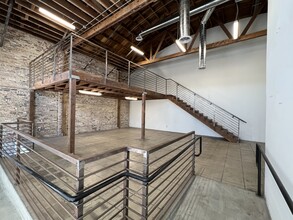 2523-2525 W Washington Blvd, Los Angeles, CA for lease Interior Photo- Image 1 of 4