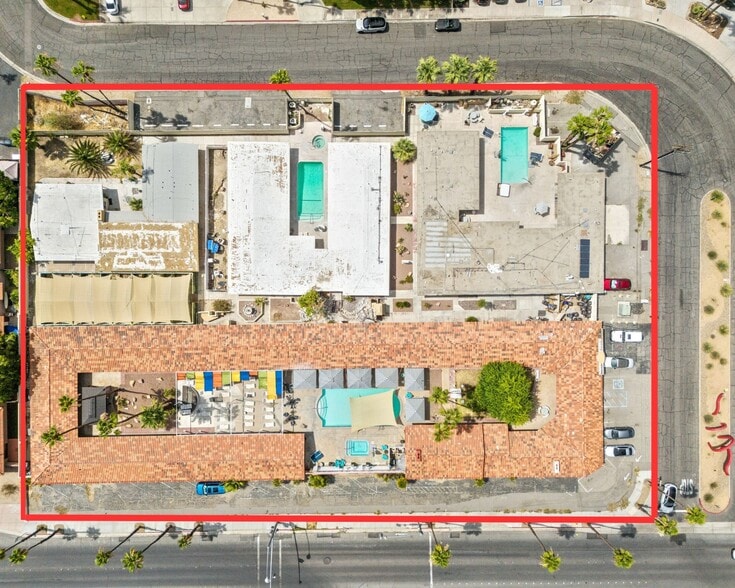 526 S Warm Sands Dr, Palm Springs, CA for sale - Building Photo - Image 2 of 65