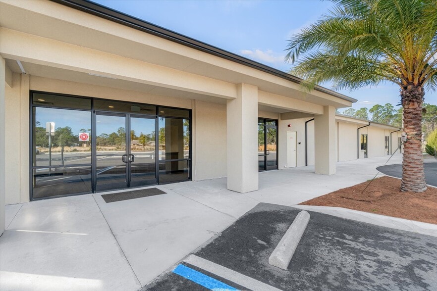 481 Shores Blvd, Saint Augustine, FL for lease - Building Photo - Image 2 of 6