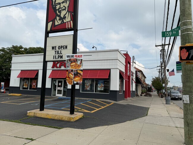More details for 158-50 Crossbay Blvd, Howard Beach, NY - Retail for Sale