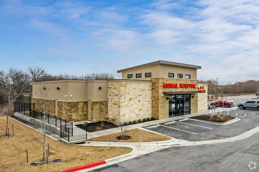 1401 Chris Kelley Blvd, Hutto, TX for sale - Primary Photo - Image 1 of 6