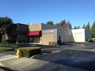 Plus de détails pour 14201-14211 Chambers Rd, Tustin, CA - Industriel à louer