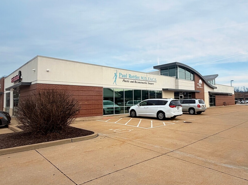 13619-13627 Big Bend Rd, Saint Louis, MO for sale Primary Photo- Image 1 of 8