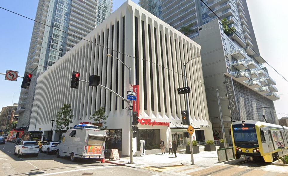 1212 S Flower St, Los Angeles, CA à louer - Photo du bâtiment - Image 2 de 2