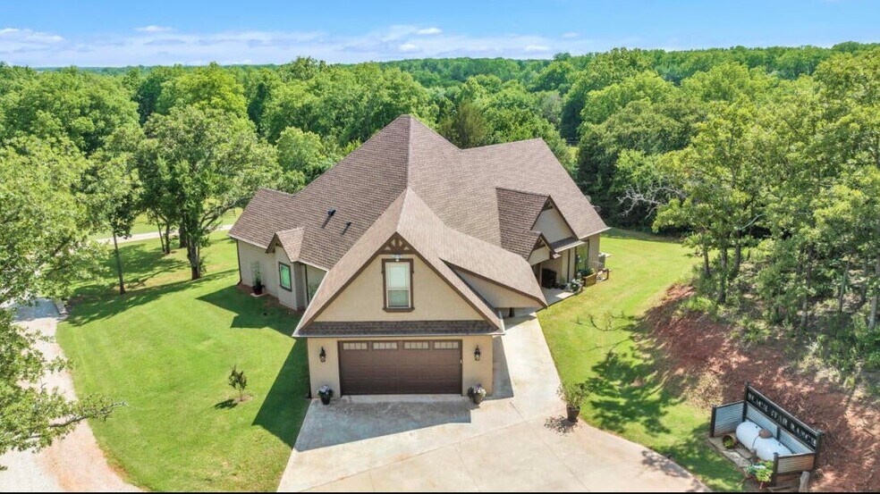 930292 OK-18, Chandler, OK à vendre - Photo du bâtiment - Image 2 de 10